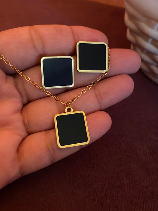 Black Square Set